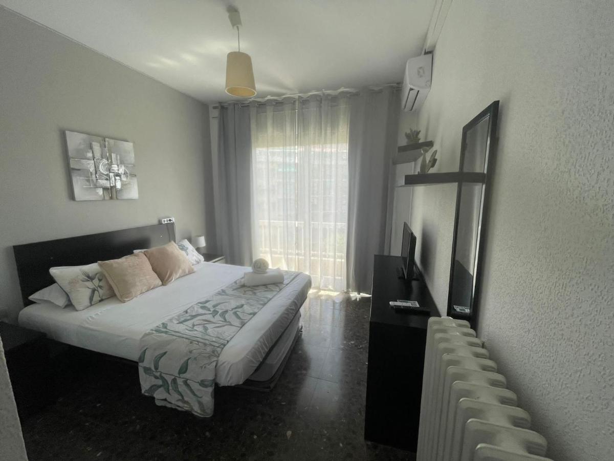 Family-Friendly Home In Central Barcelona 4Bdr Buitenkant foto