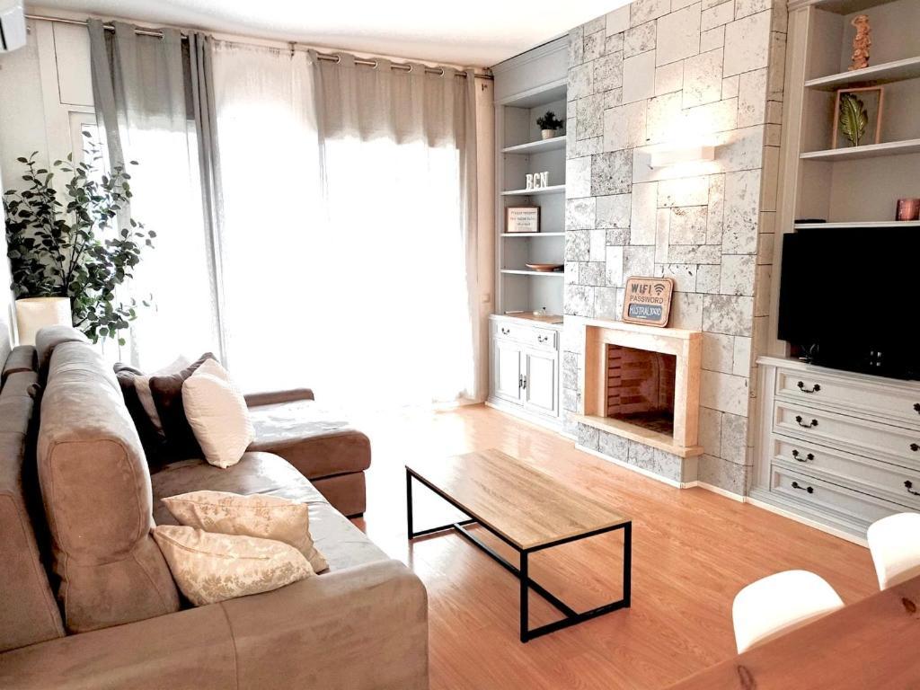 Family-Friendly Home In Central Barcelona 4Bdr Buitenkant foto